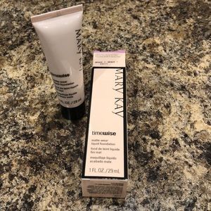 Mary Kay matte foundation